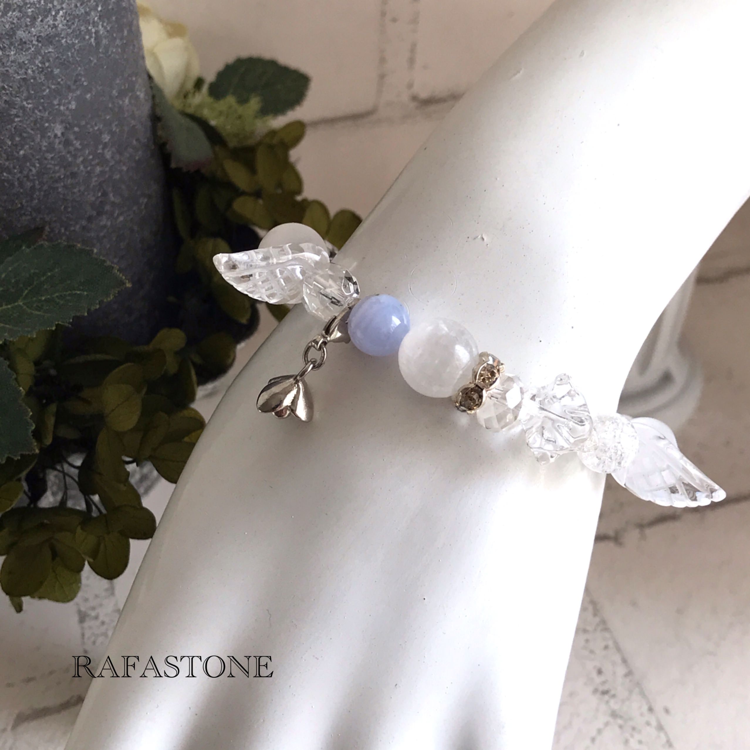 セレナイト天然石ブレスレット